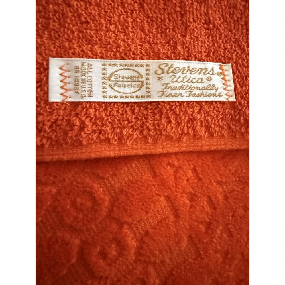 Stevens Utica Orange Fringe Bath Towel 48x25.5 Cotton Floral Damask Vintage